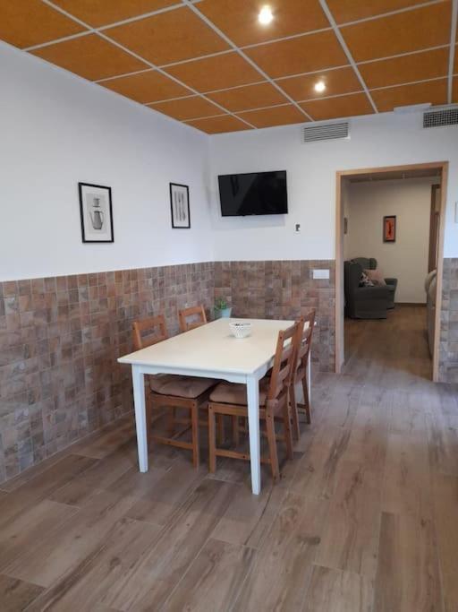فيلا Vivienda Turistica Vino Tinto Almonacid de Toledo المظهر الخارجي الصورة